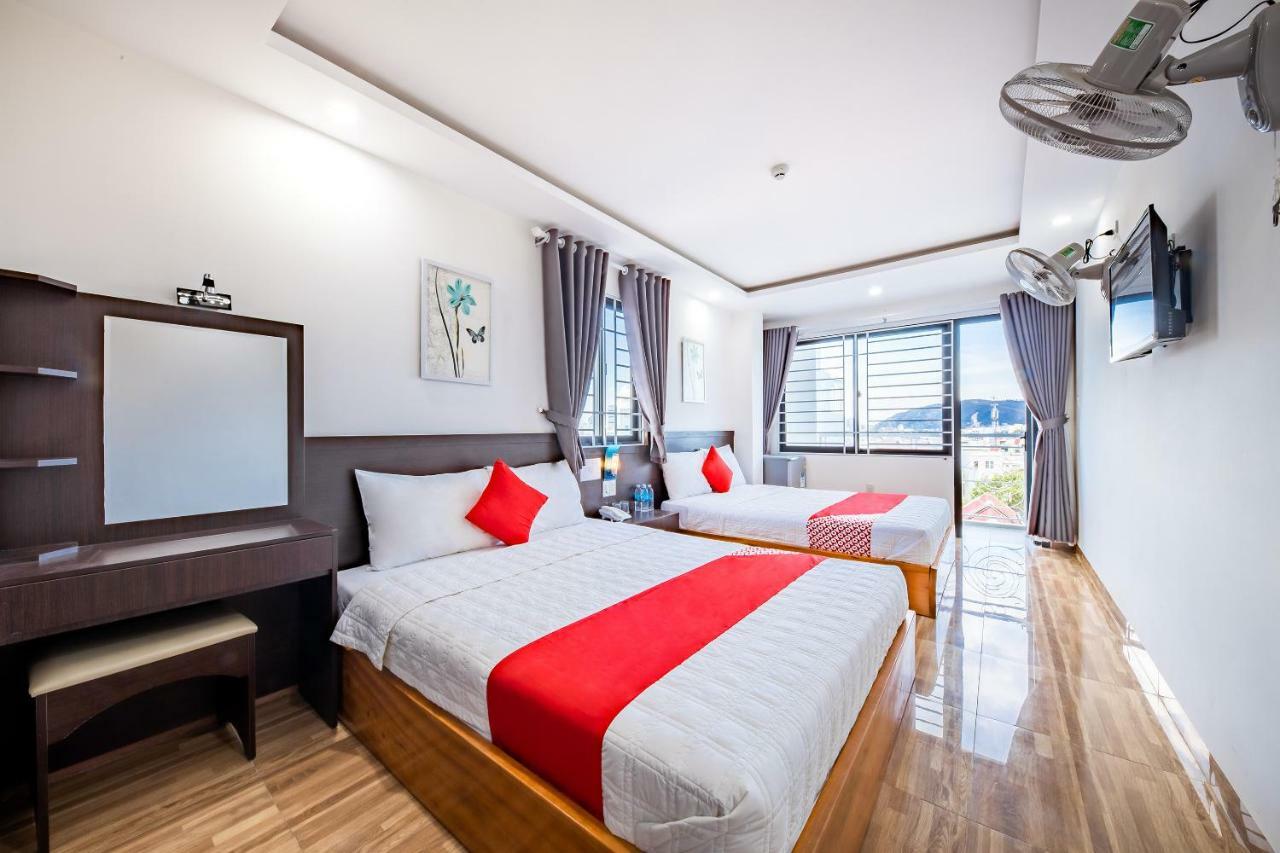 Oyo 227 Trang Anh Hotel Nha Trang Exteriör bild